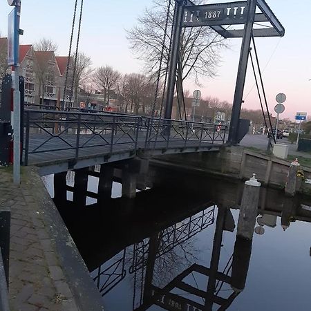 Lekkerwegbijleeuwen, 1 Minuut Naar Hartje Centrum Sneek Luaran gambar